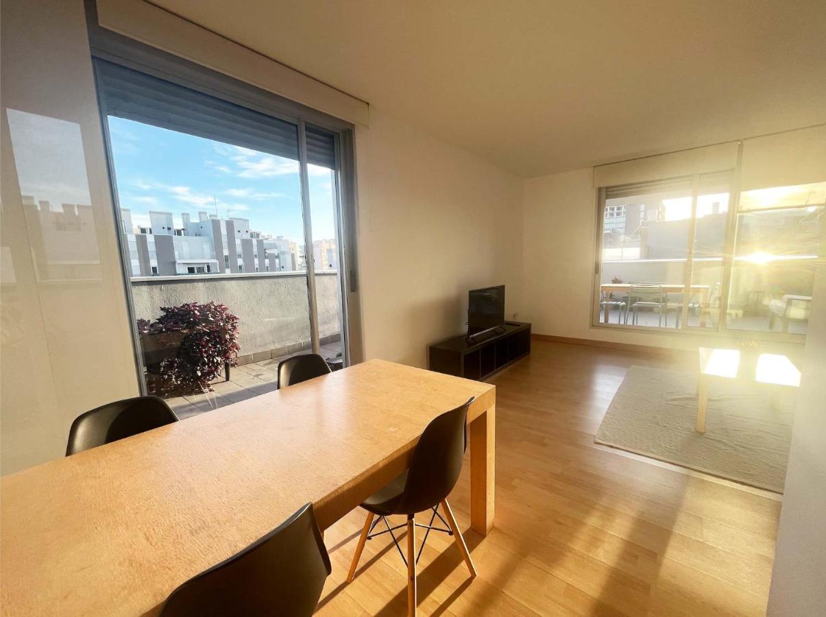 Beach & Culture Barcelona Port Forum Penthouse Apartment Сант Адриа де Бесос Екстериор снимка