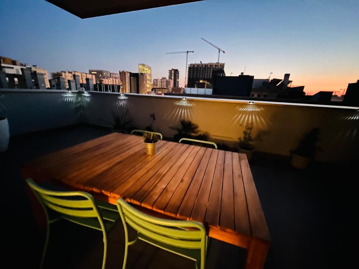 Beach & Culture Barcelona Port Forum Penthouse Apartment Сант Адриа де Бесос Екстериор снимка