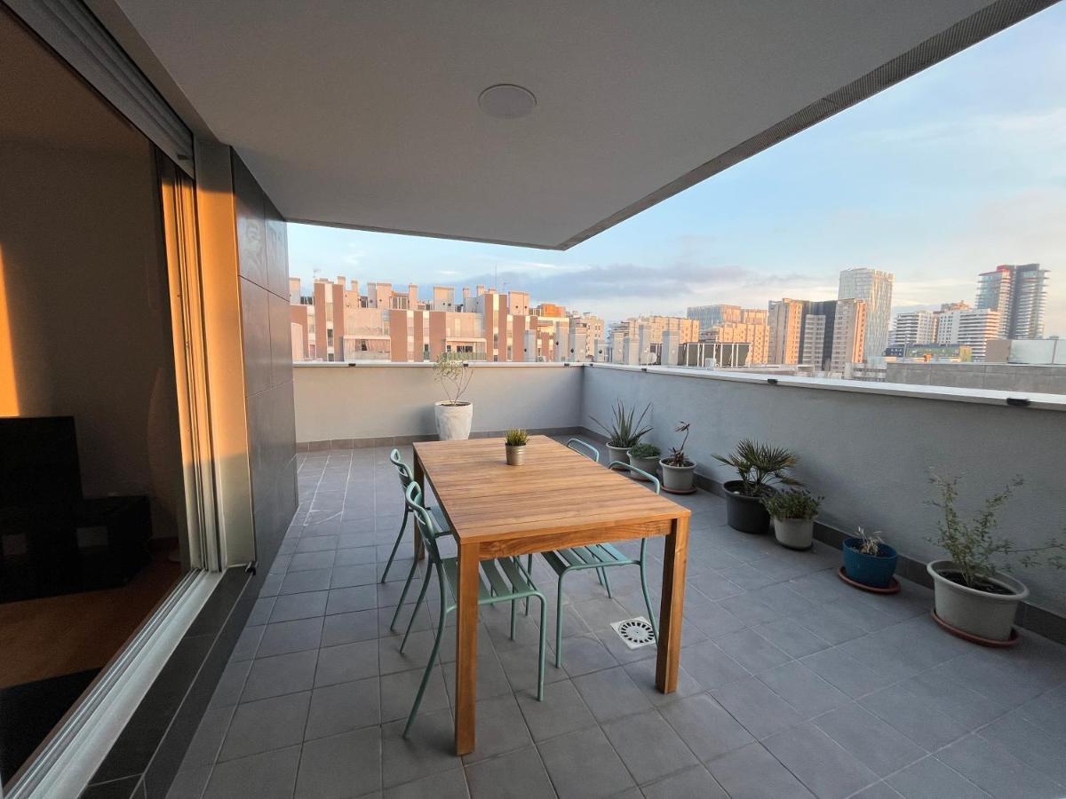 Beach & Culture Barcelona Port Forum Penthouse Apartment Сант Адриа де Бесос Екстериор снимка